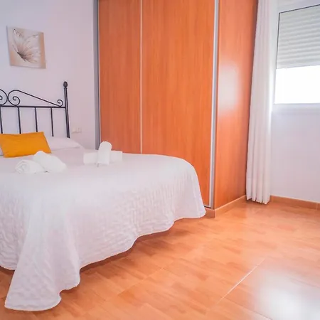 Comodos En Conil Con Aparcamiento Cercano *